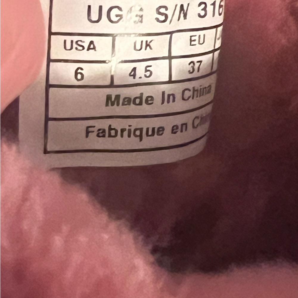 Pink sequins Uggs - Picture 6 of 6
